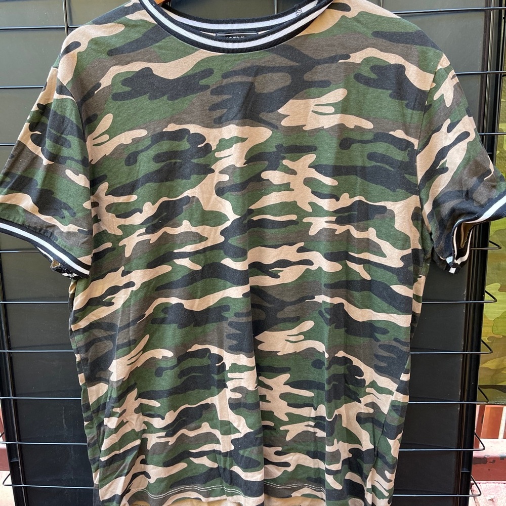 Forever 21 shirt